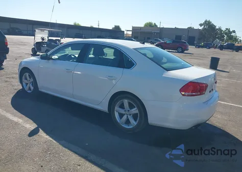 2014 Volkswagen Passat 1.8T Se z USA, uszkodzony, nr VIN 1VWBT7A36EC105159